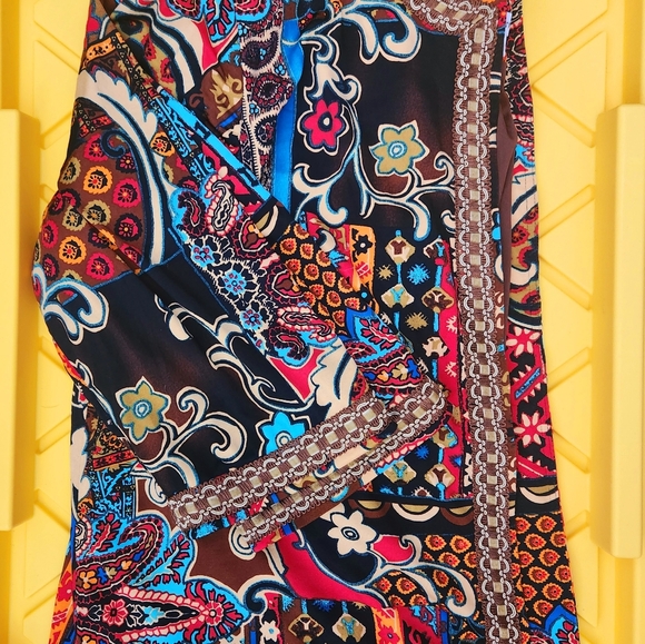 Joan Rivers, 2XL 3/4 sleeve, lined, glamours travel jacket. - Picture 3 of 16